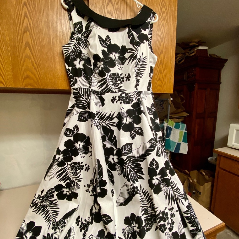 Gorgeous H&R Dress from London
